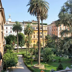 2* Pensión Capitolium
