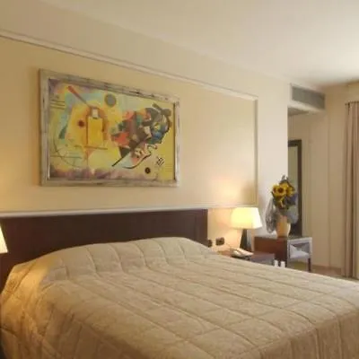 Ih Hotels Roma La Mela 4*, ローマ