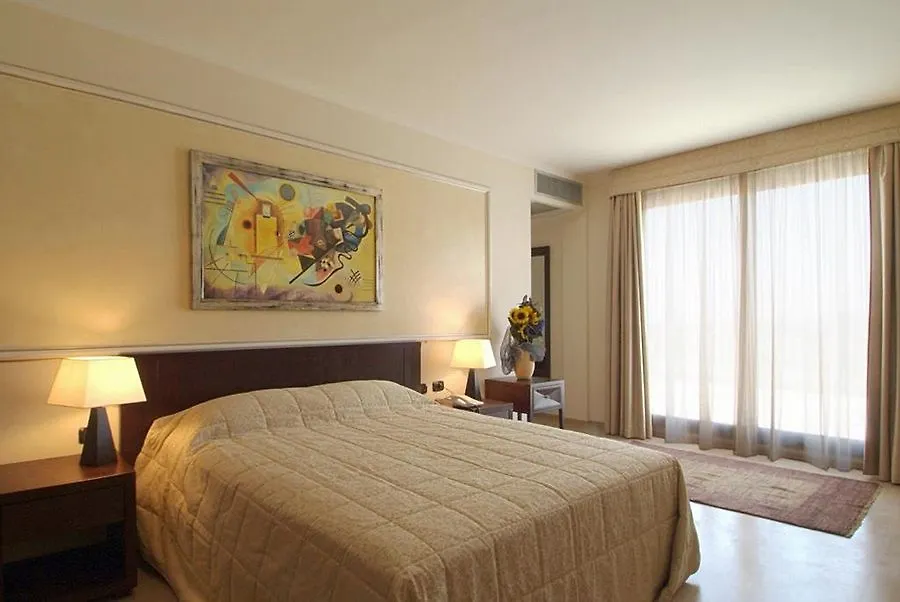 Ih Hotels Roma La Mela Italy