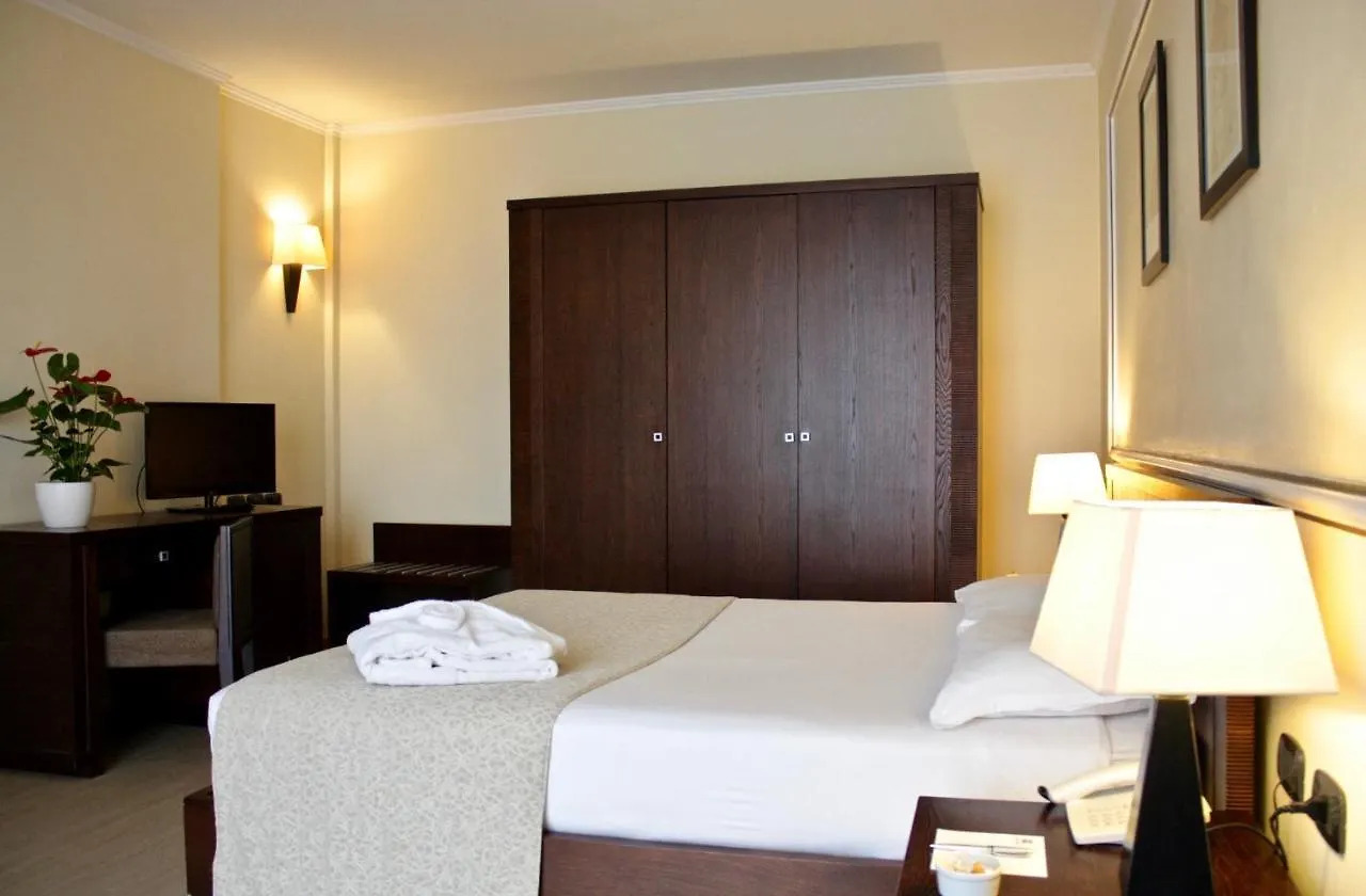 Ih Hotels Roma La Mela