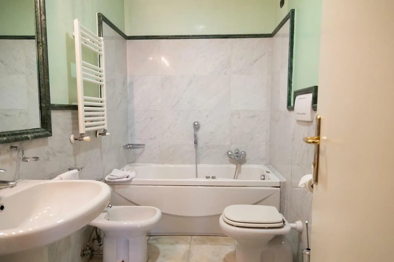 Ih Hotels Roma La Mela Italy